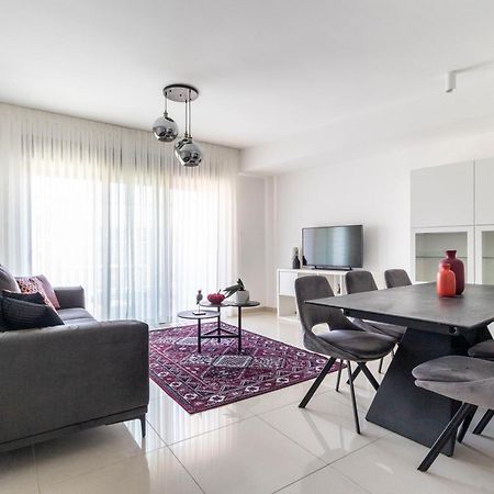 Stylish 1 Bedrooms Parking At City Gate Ierusalim Exterior foto